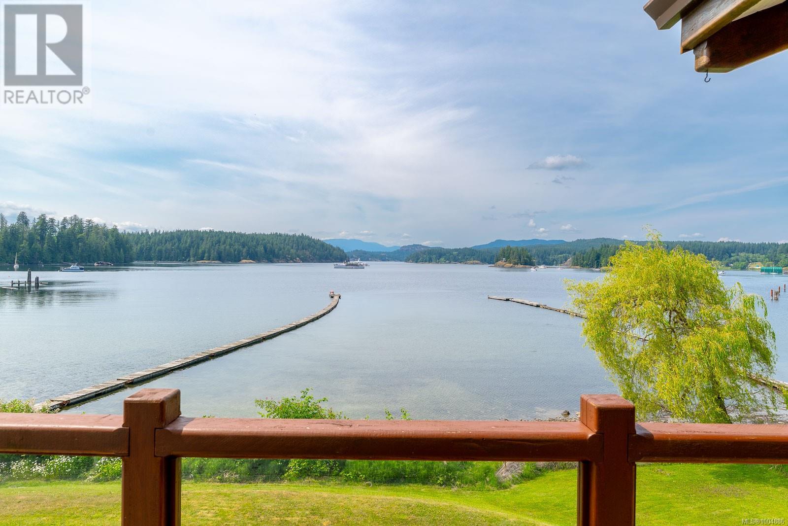 1027&1033 West Rd, Quadra Island