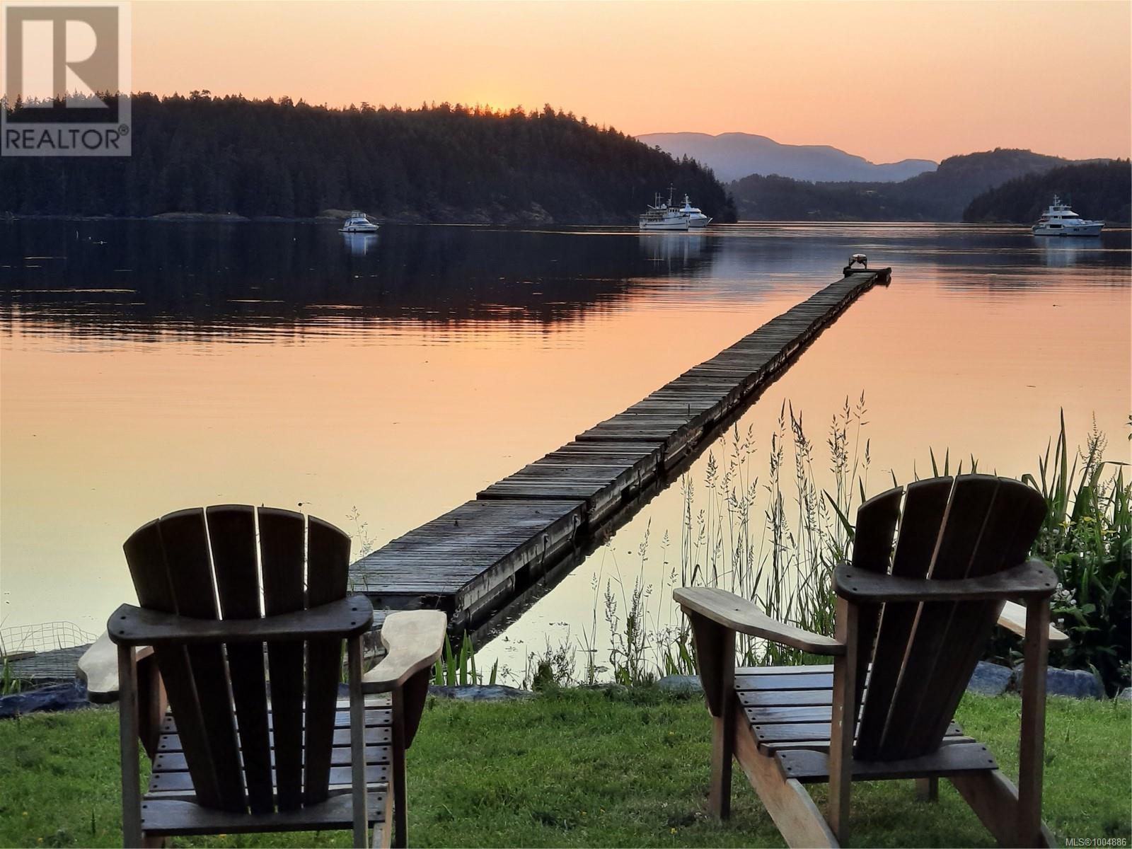 1027&1033 West Rd, Quadra Island