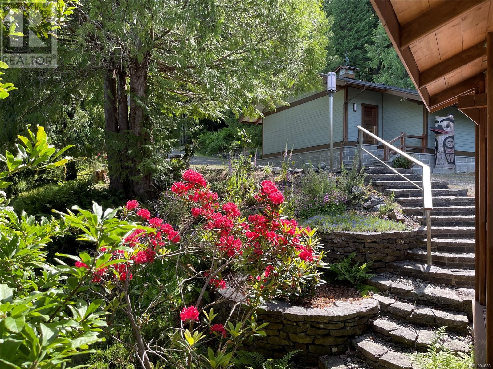 1027&1033 West Rd, Quadra Island