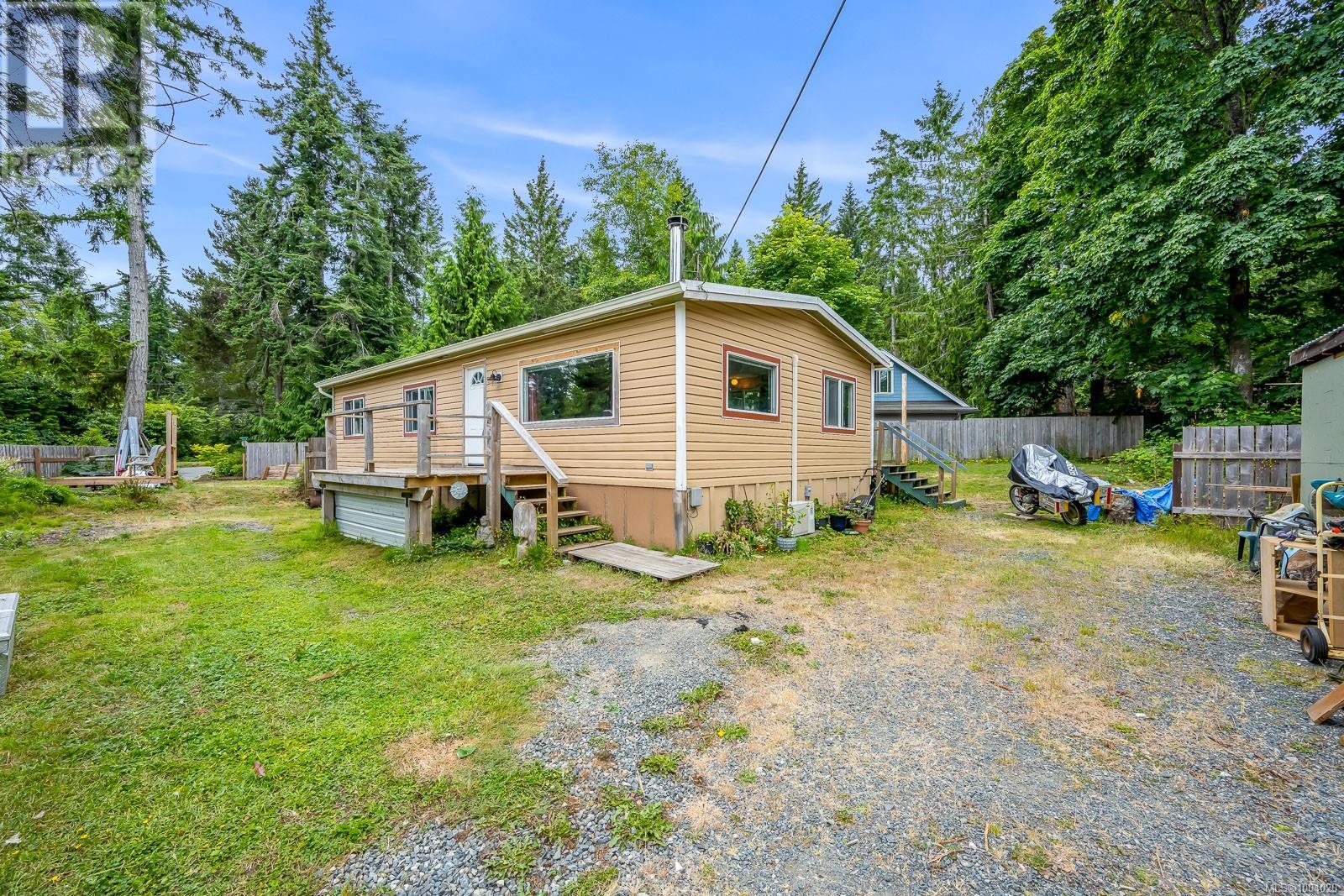 Photo 23 of 7865 Ships Point Rd, Fanny Bay BC