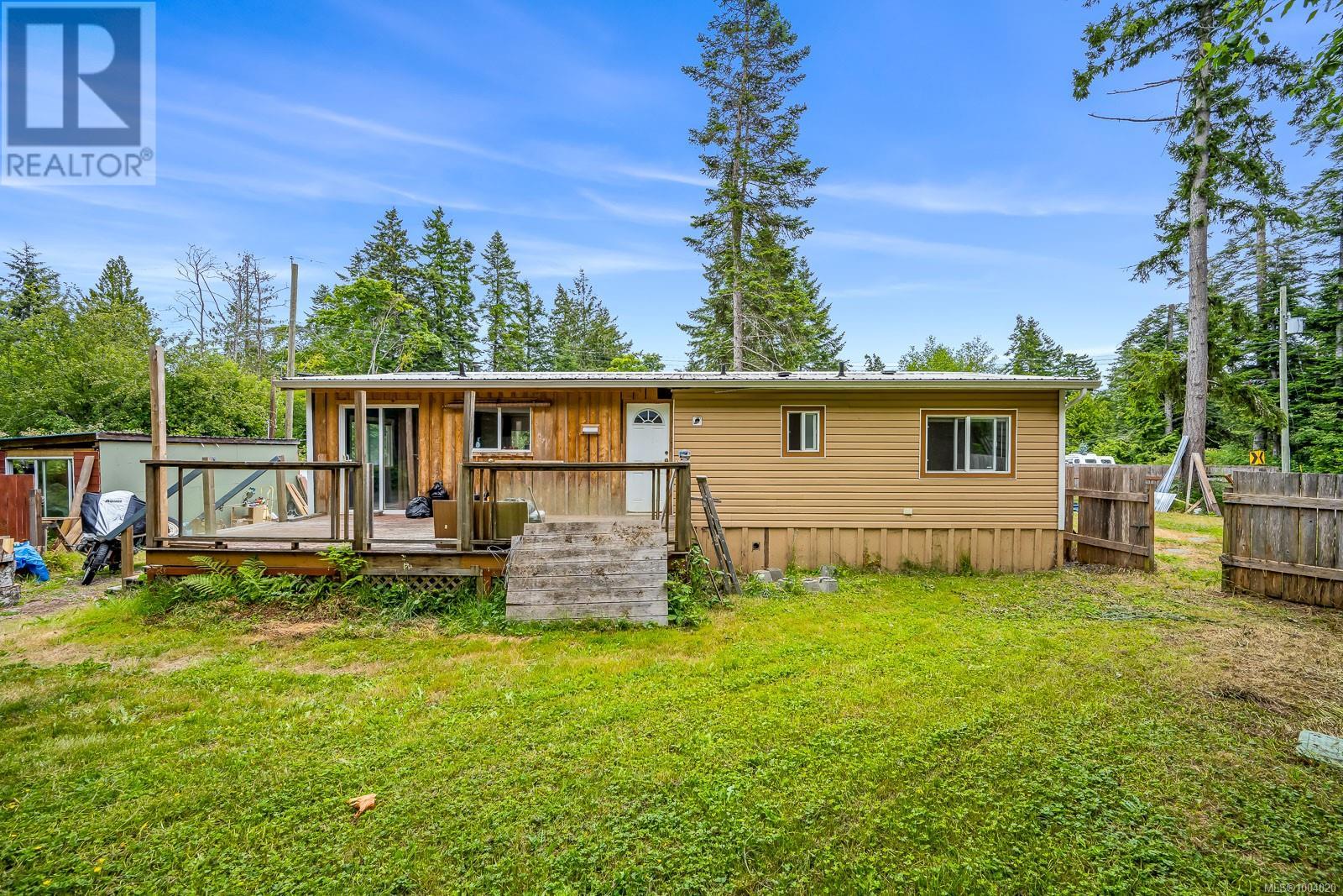 Photo 30 of 7865 Ships Point Rd, Fanny Bay BC