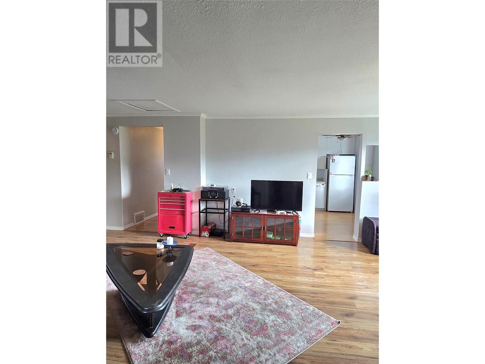 Photo 23 of 221 Beatty Avenue Nw, Salmon Arm BC