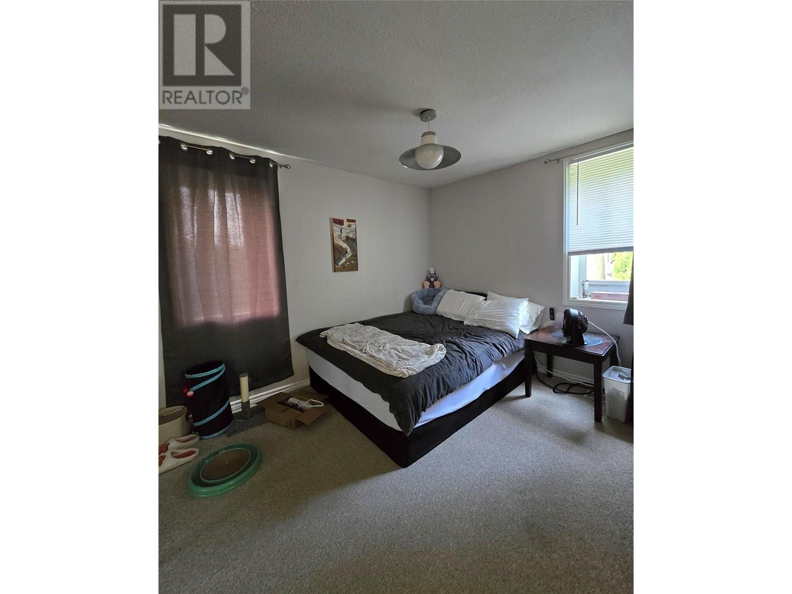 Photo 21 of 221 Beatty Avenue Nw, Salmon Arm BC