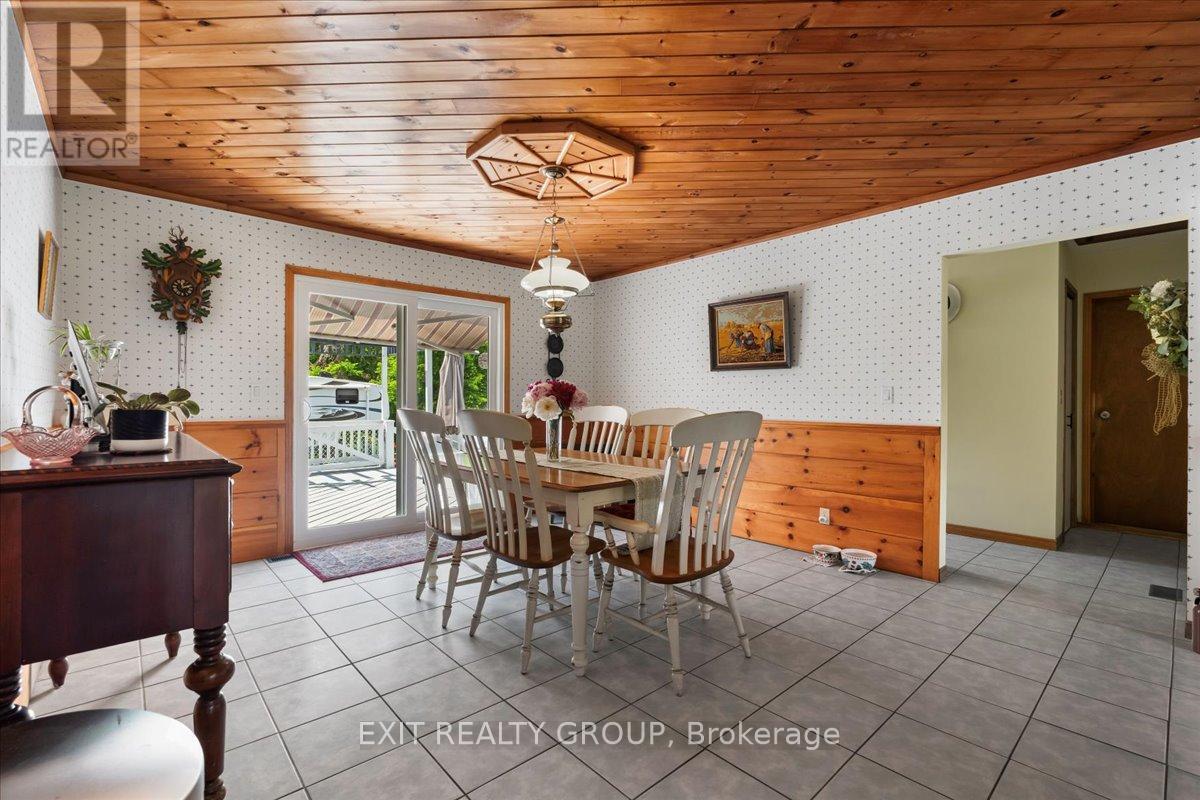 Photo 12 of 23 Palmer Road, Tweed ON