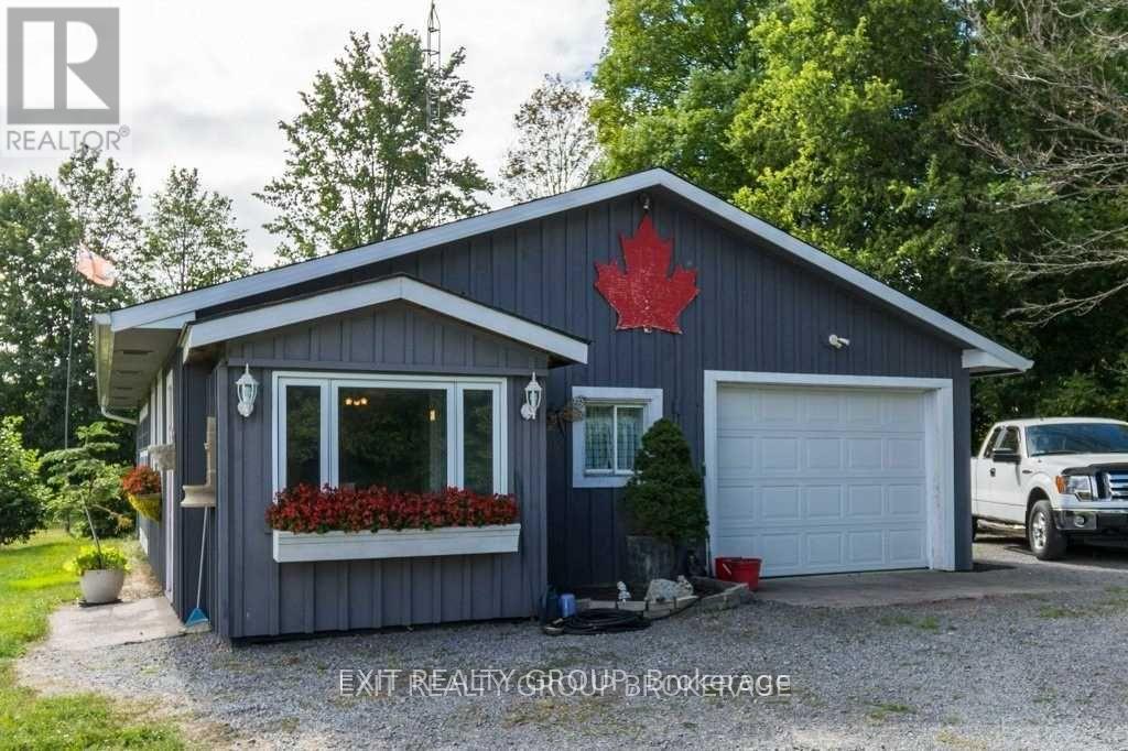 Photo 3 of 23 Palmer Road, Tweed ON