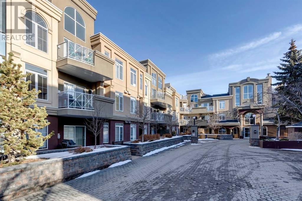 Single Family House for Sale in   A Street SW Bankview Calgary 