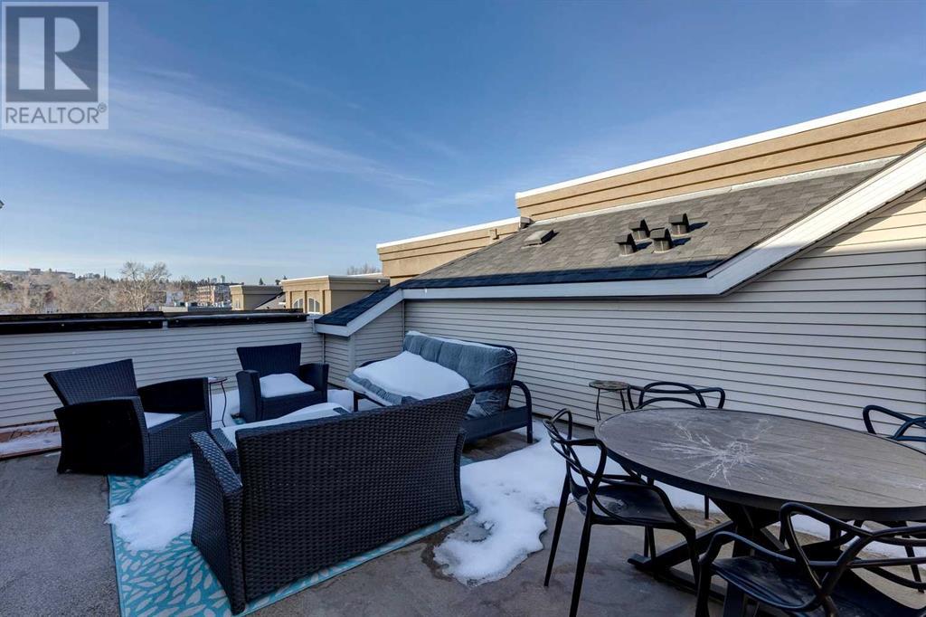 Single Family House for Sale in   A Street SW Bankview Calgary 