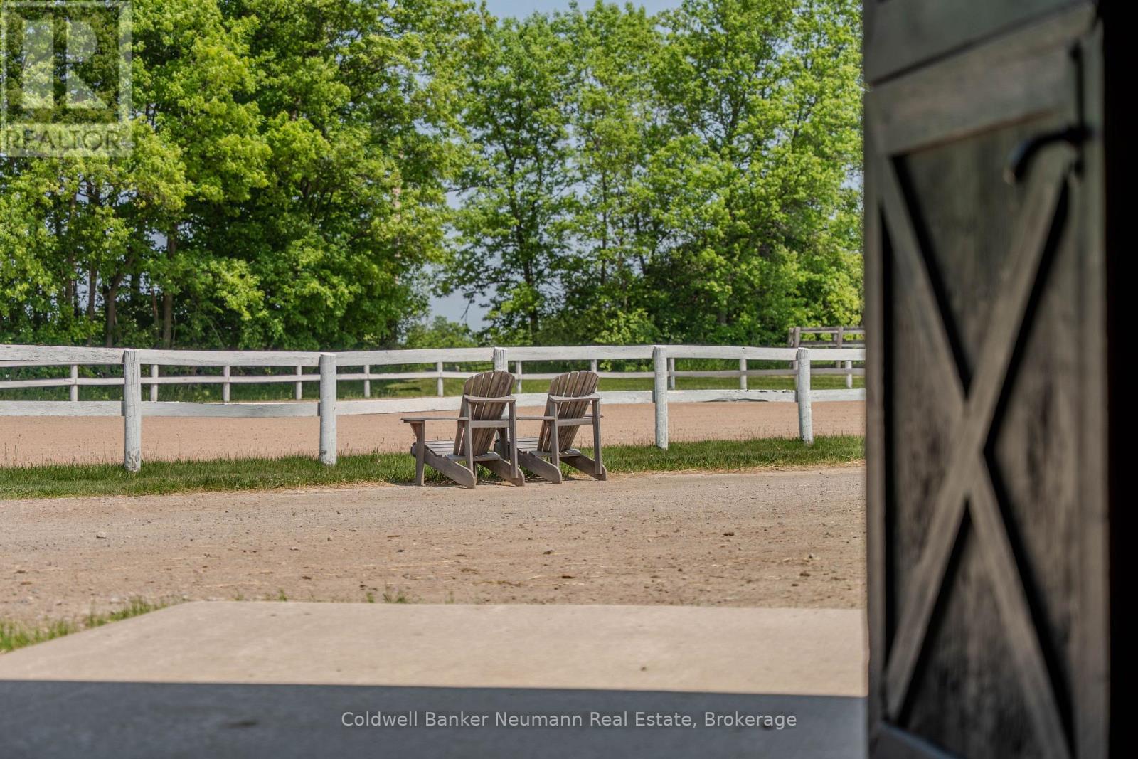 Photo 12 of 10553 Guelph Line, Milton ON