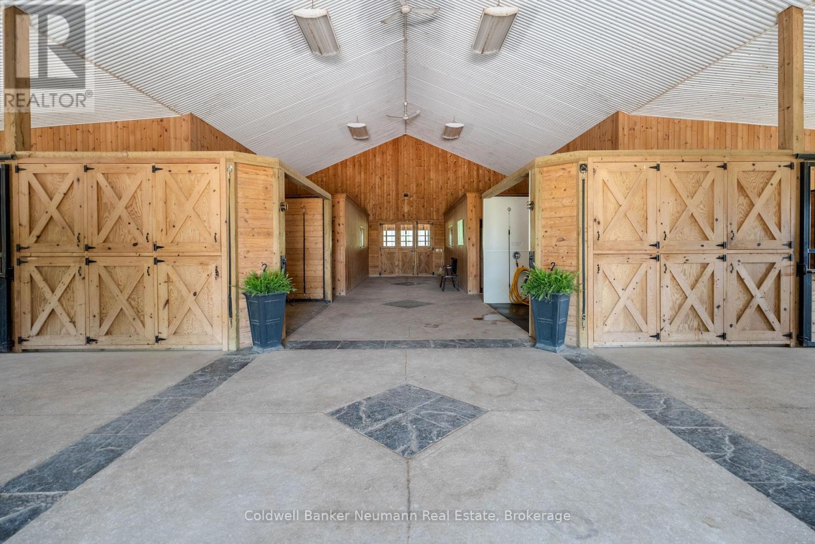 Photo 22 of 10553 Guelph Line, Milton ON