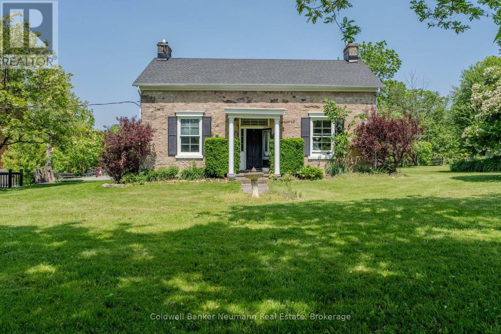 Photo 24 of 10553 Guelph Line, Milton ON