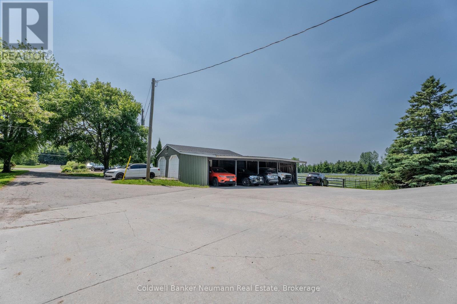 Photo 28 of 10553 Guelph Line, Milton ON