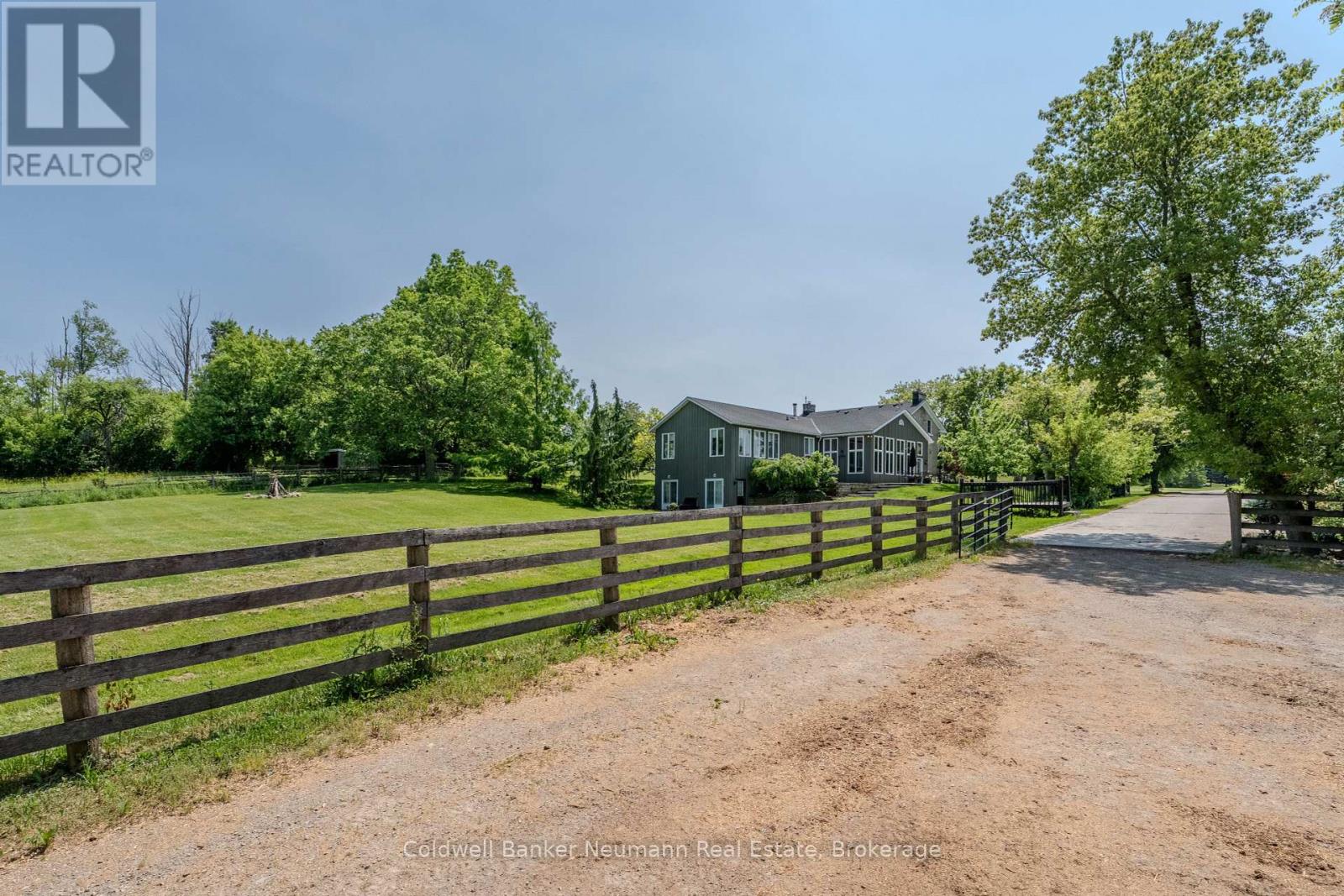 Photo 31 of 10553 Guelph Line, Milton ON