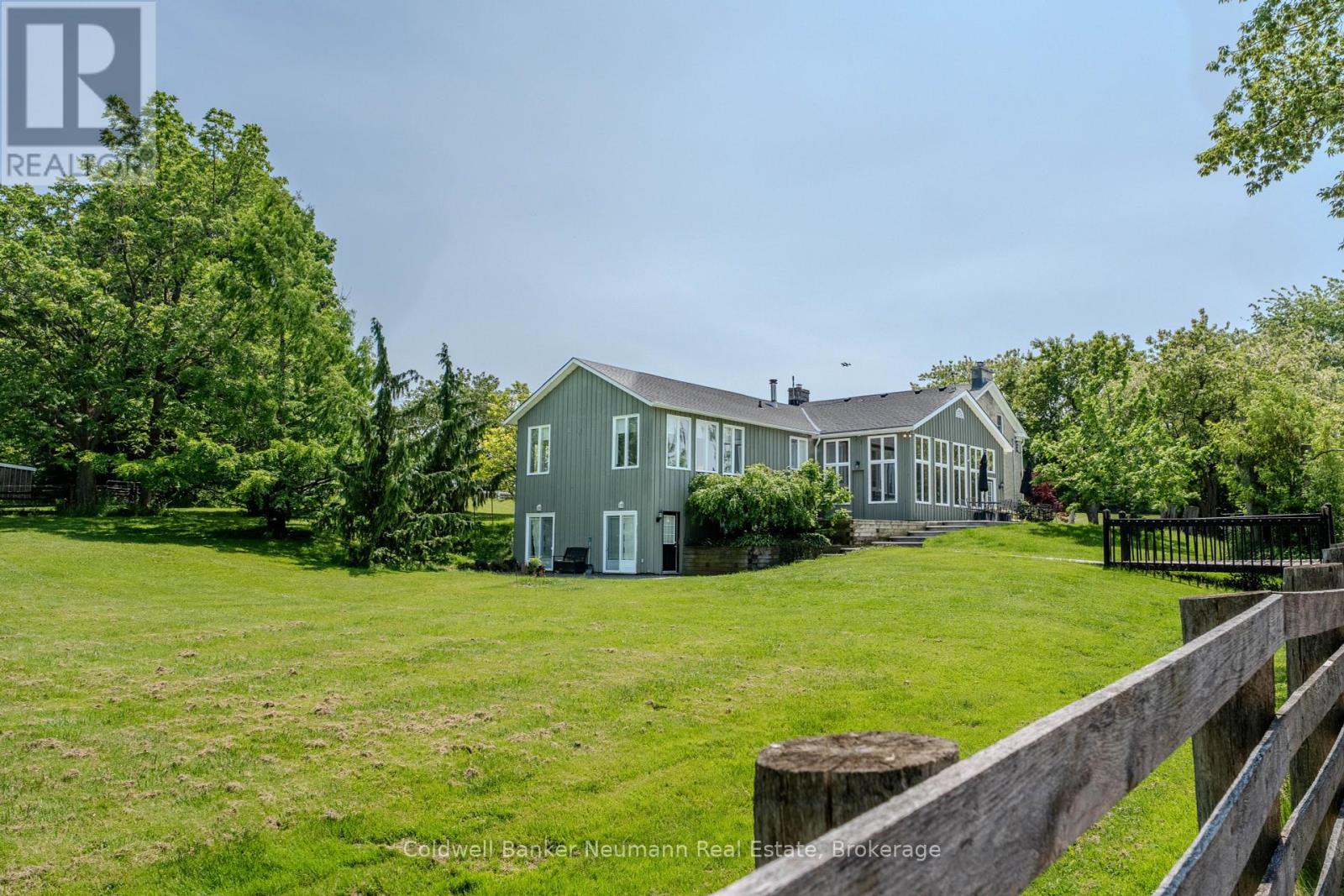 Photo 32 of 10553 Guelph Line, Milton ON