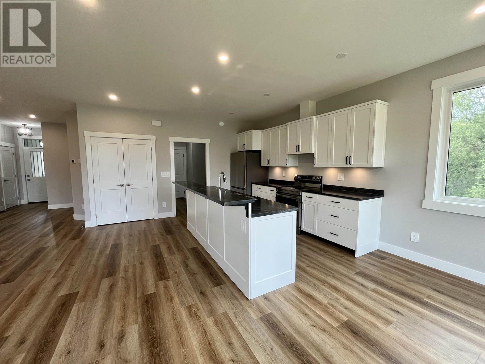 1661 TELEGRAPH STREET, Telkwa