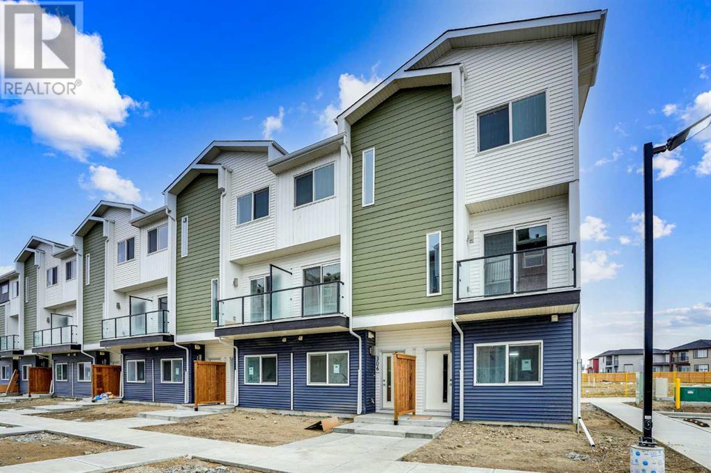 Single Family House for Sale in  Red Sky Villas NE Redstone Calgary 
