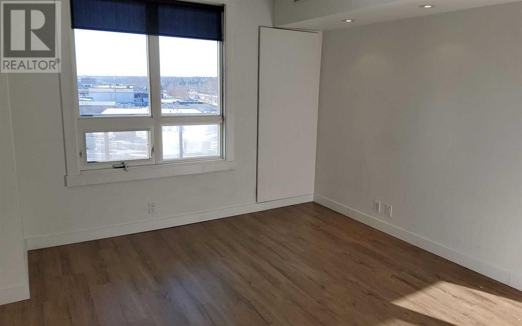 Single Family House for Sale in   Horton Road SW Haysboro Calgary 