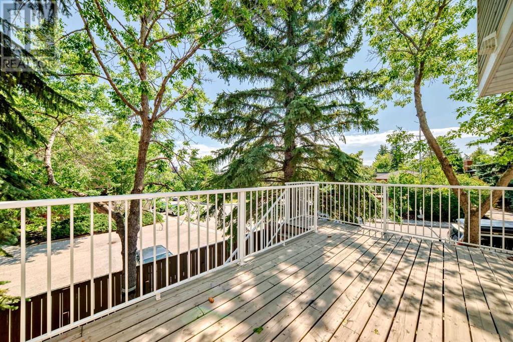 Single Family House for Sale in    Avenue SW Glendale Calgary 