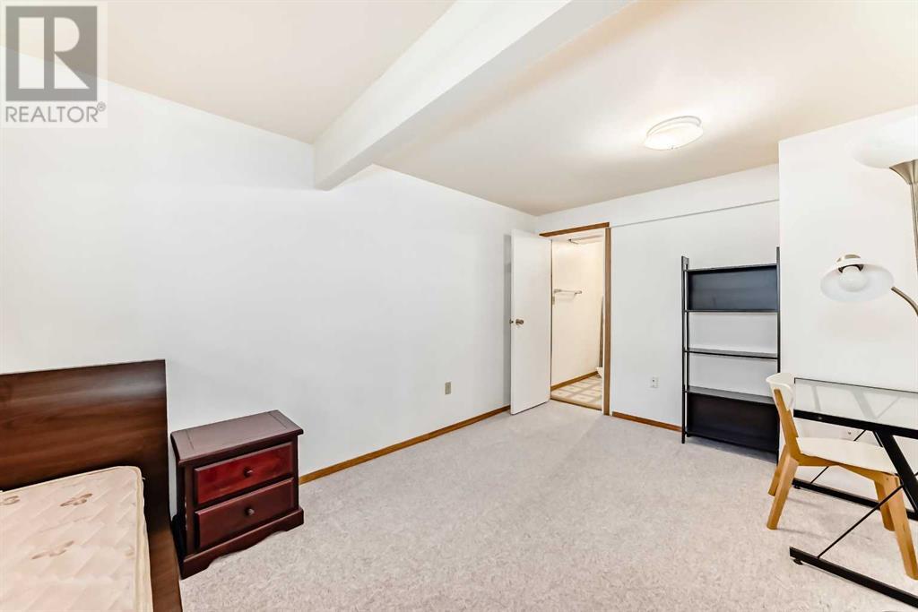 Single Family House for Sale in    Avenue SW Glendale Calgary 