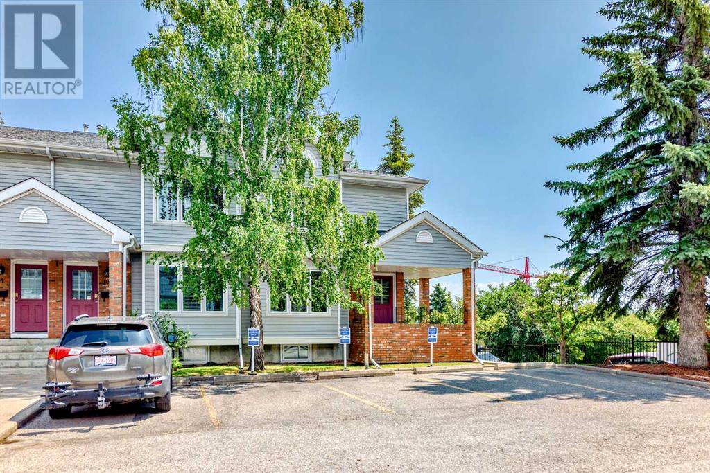 Single Family House for Sale in    Avenue SW Glendale Calgary 