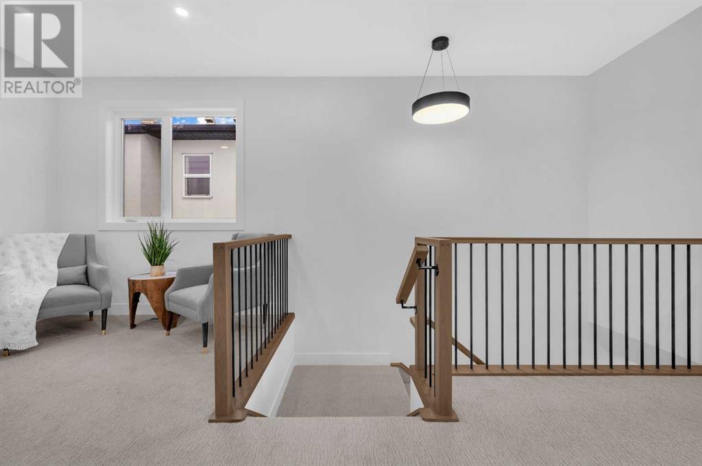 Single Family House for Sale in   Avenue NW Bowness Calgary 