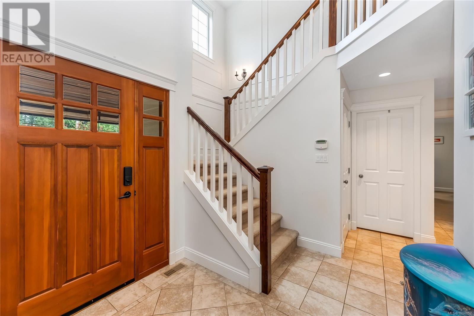 3666 Soren Pl, Cobble Hill