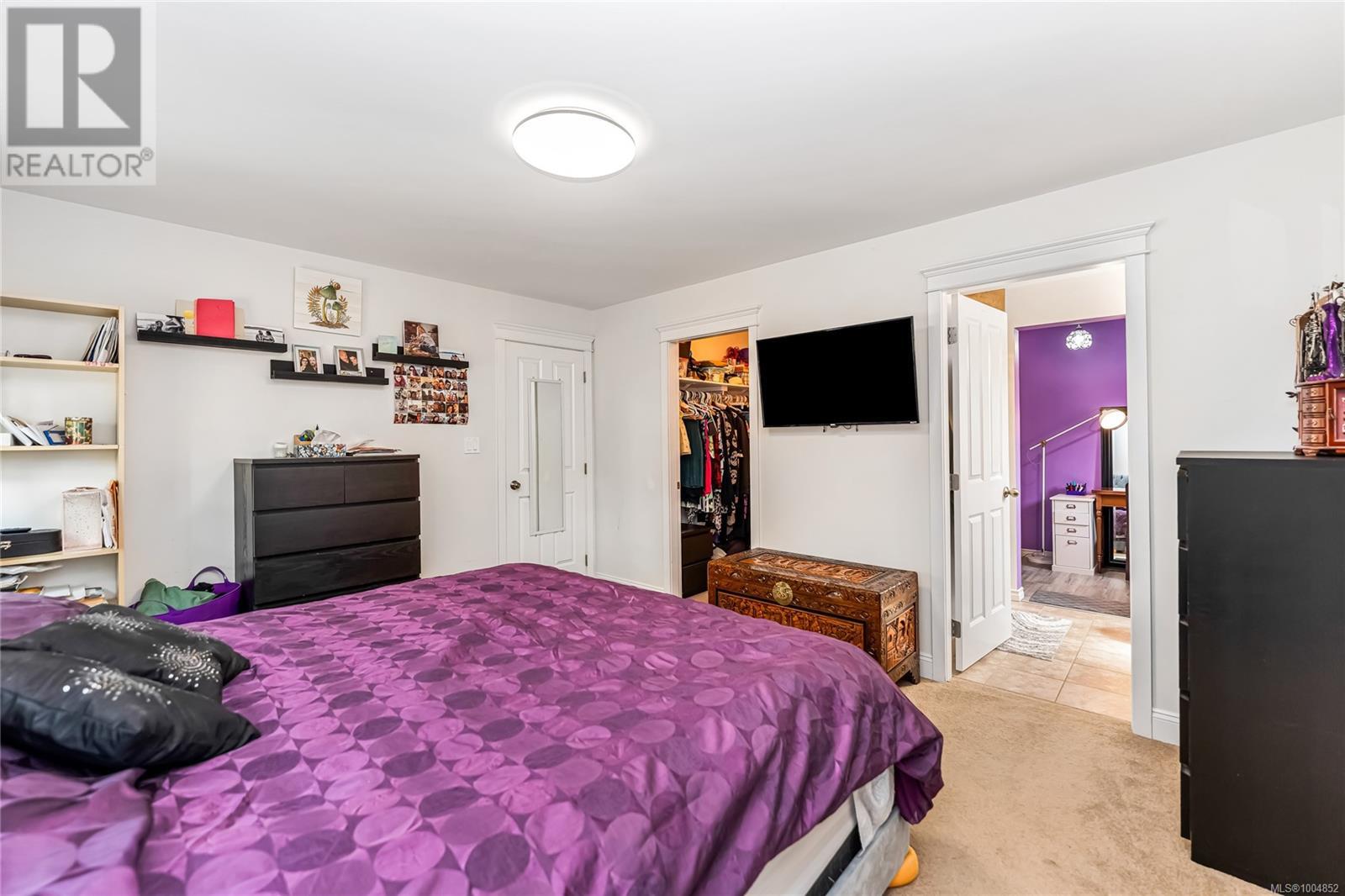 3666 Soren Pl, Cobble Hill