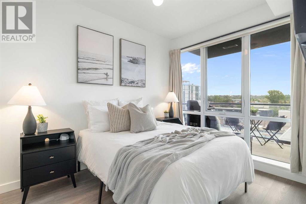 Single Family House for Sale in    Street NW Hillhurst Calgary 