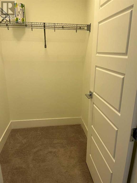 Single Family House for Sale in    Avenue NW Parkdale Calgary 