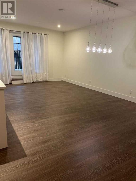 Single Family House for Sale in    Avenue NW Parkdale Calgary 
