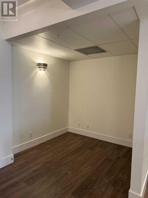 Single Family House for Sale in    Avenue NW Parkdale Calgary 