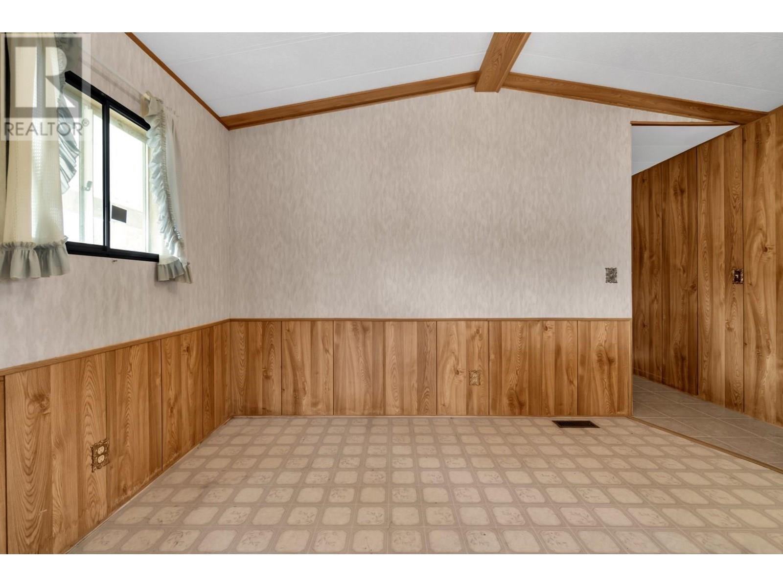 #105 2776 CLAPPERTON AVENUE - 10