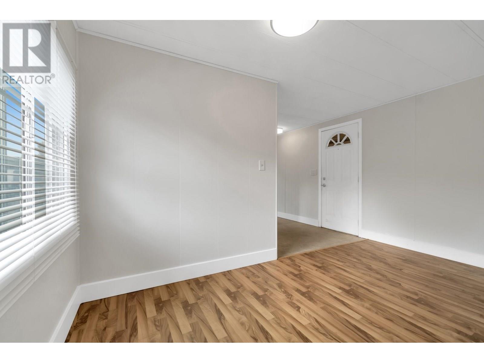 #3 2776 Clapperton Avenue - 11