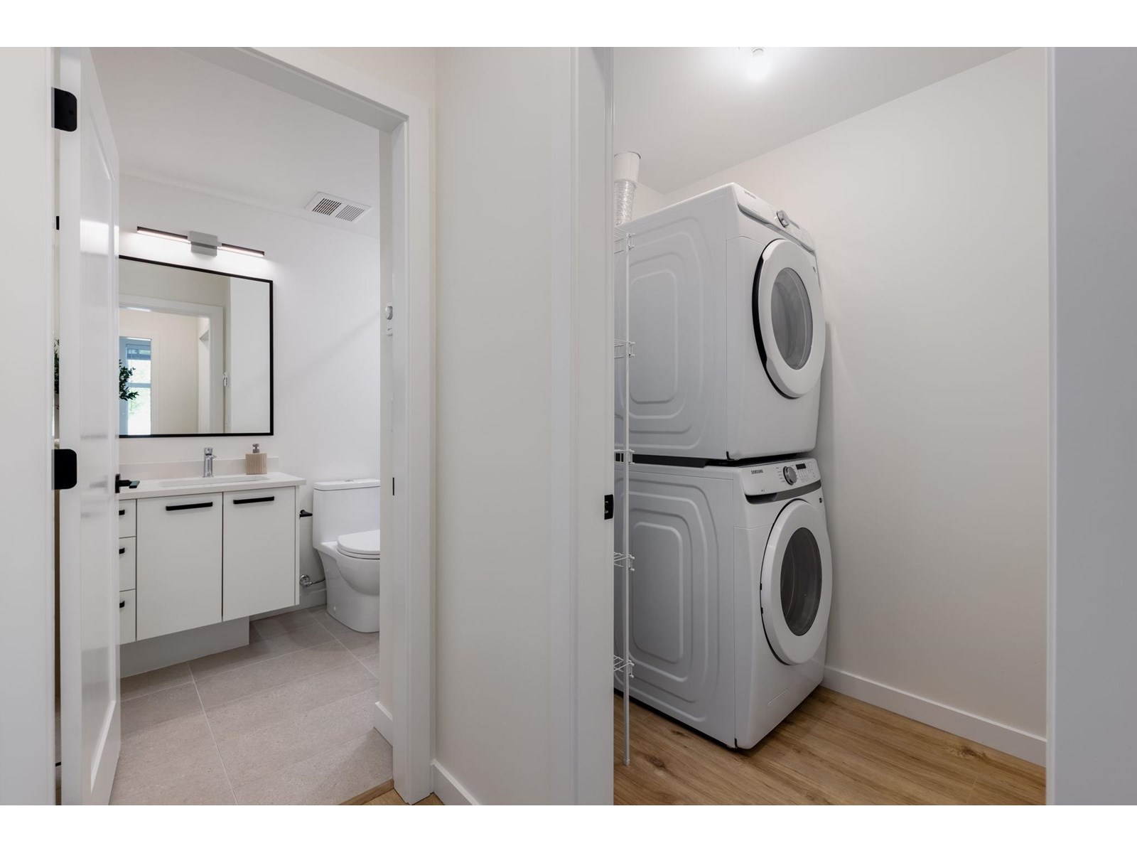 105 33920 BEST AVENUE, Mission