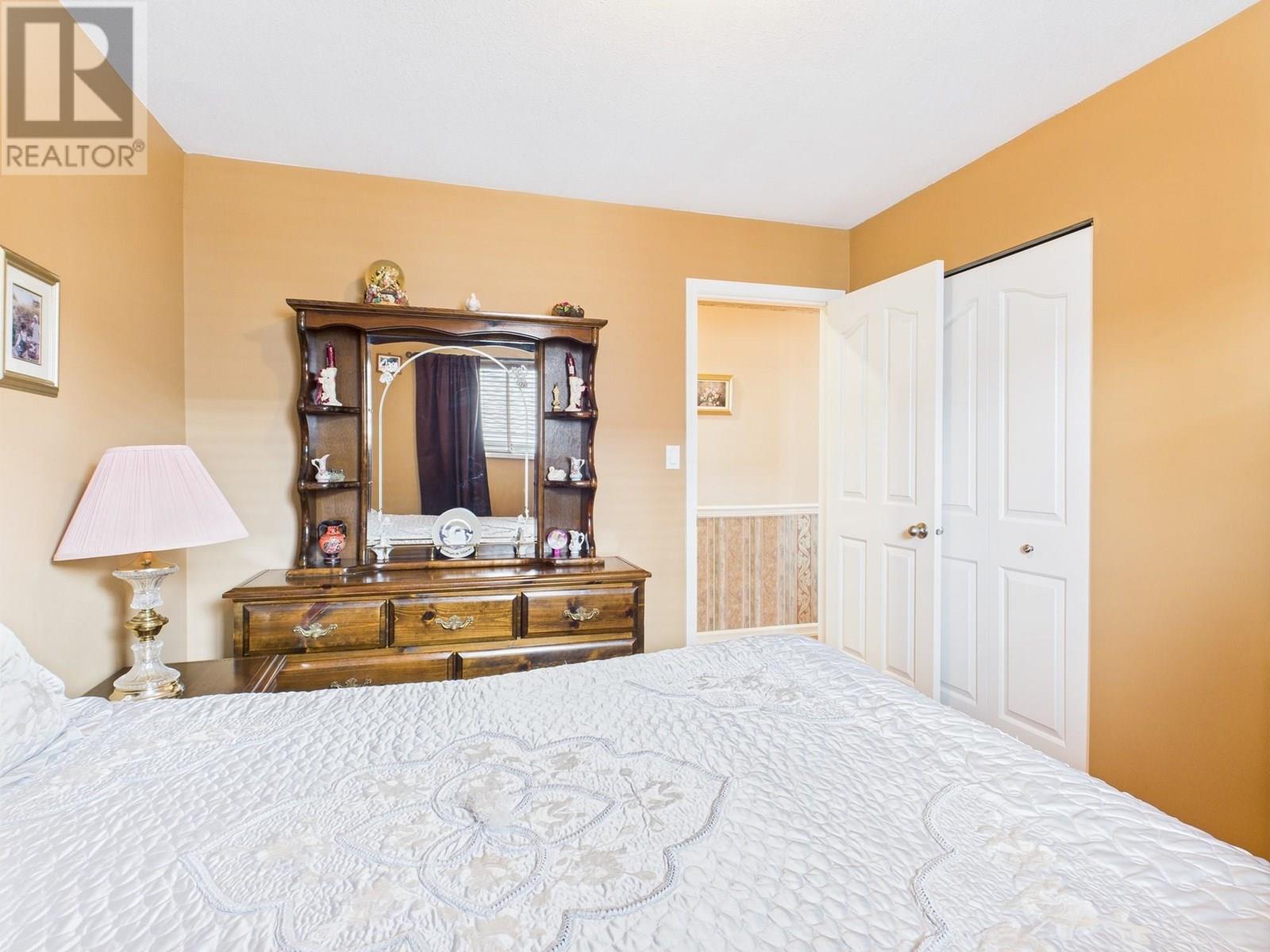 12102 Golf Course Drive, Osoyoos