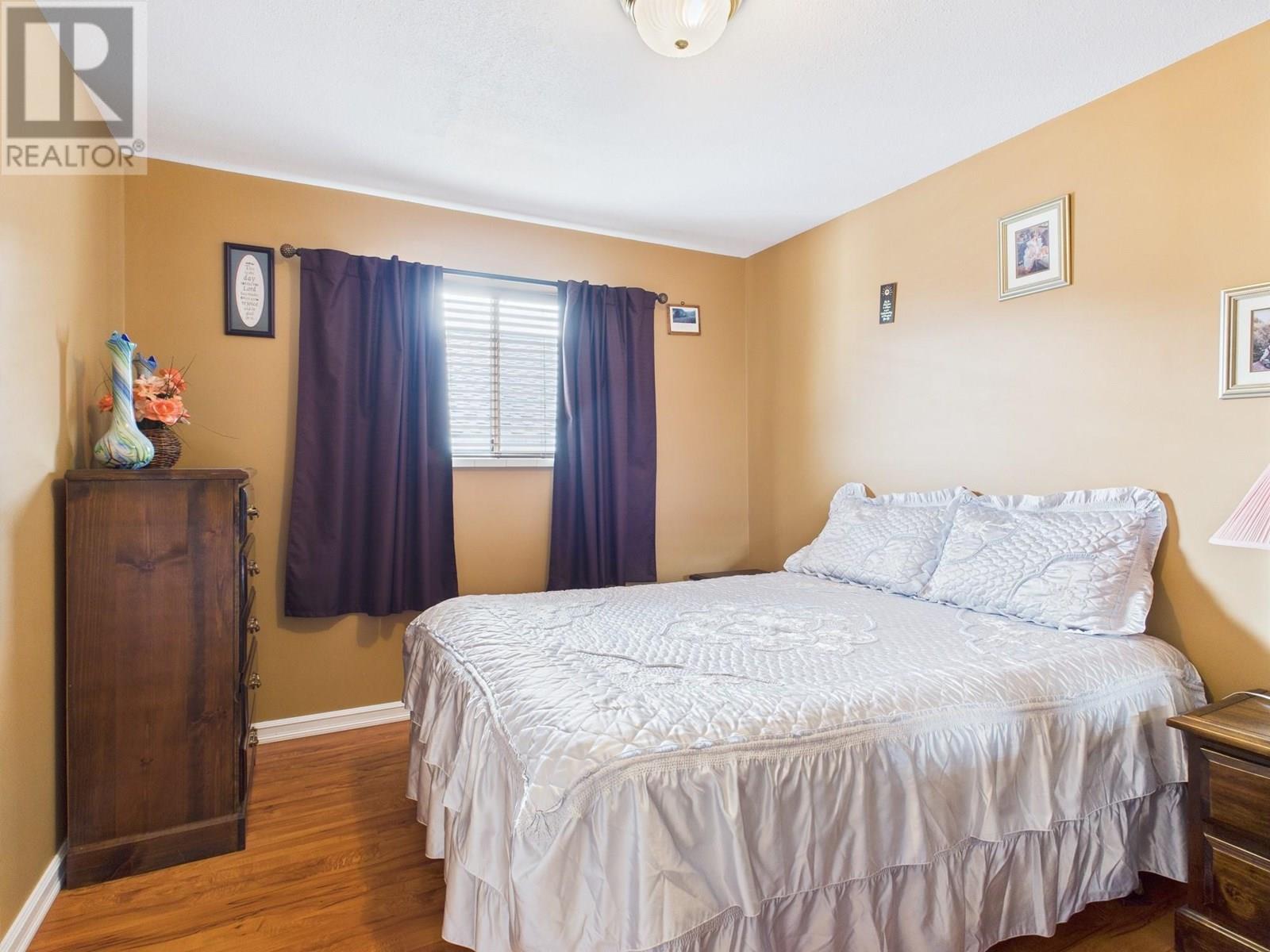 12102 Golf Course Drive, Osoyoos