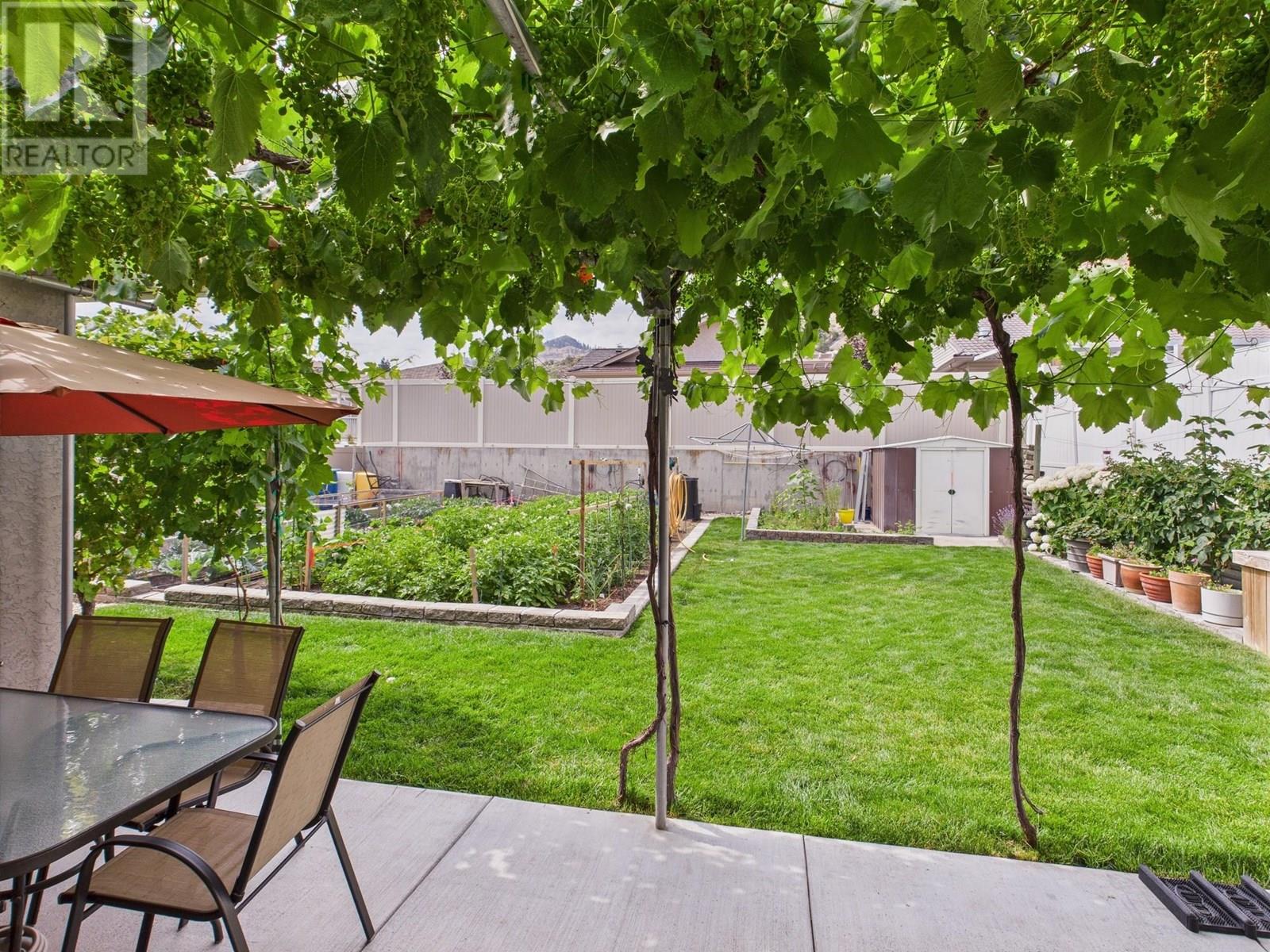 12102 Golf Course Drive, Osoyoos