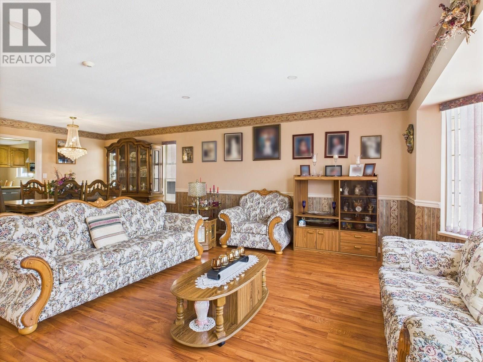 12102 Golf Course Drive, Osoyoos