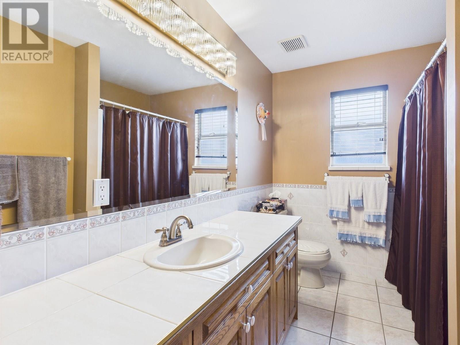 12102 Golf Course Drive, Osoyoos