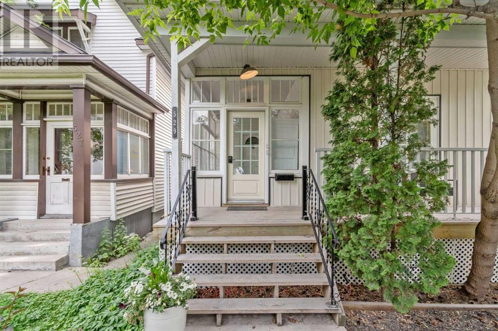Single Family House for Sale in   Avenue SW Cliff Bungalow Calgary 