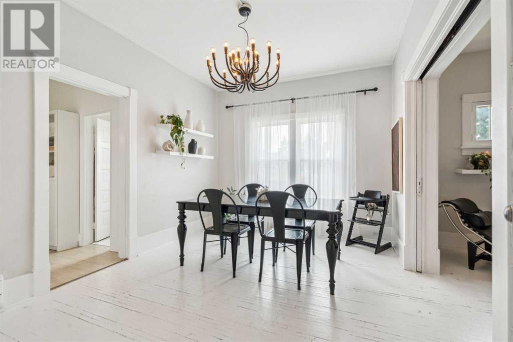 Single Family House for Sale in   Avenue SW Cliff Bungalow Calgary 