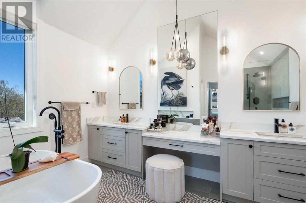 Single Family House for Sale in  Lissington Drive SW North Glenmore Park Calgary 