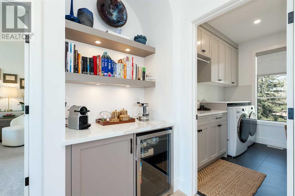 Single Family House for Sale in  Lissington Drive SW North Glenmore Park Calgary 