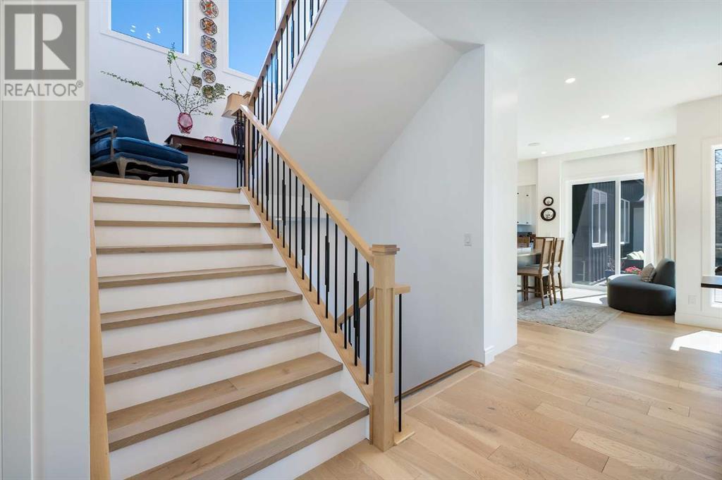 Single Family House for Sale in  Lissington Drive SW North Glenmore Park Calgary 