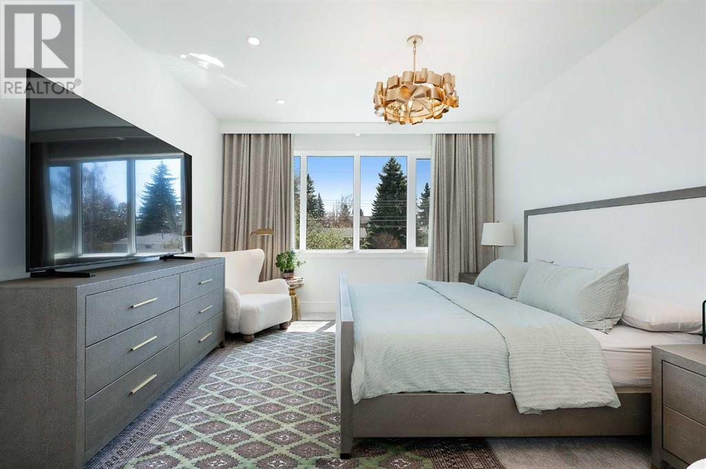 Single Family House for Sale in  Lissington Drive SW North Glenmore Park Calgary 