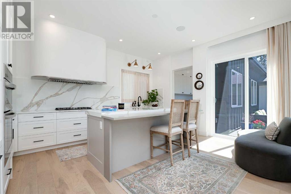 Single Family House for Sale in  Lissington Drive SW North Glenmore Park Calgary 