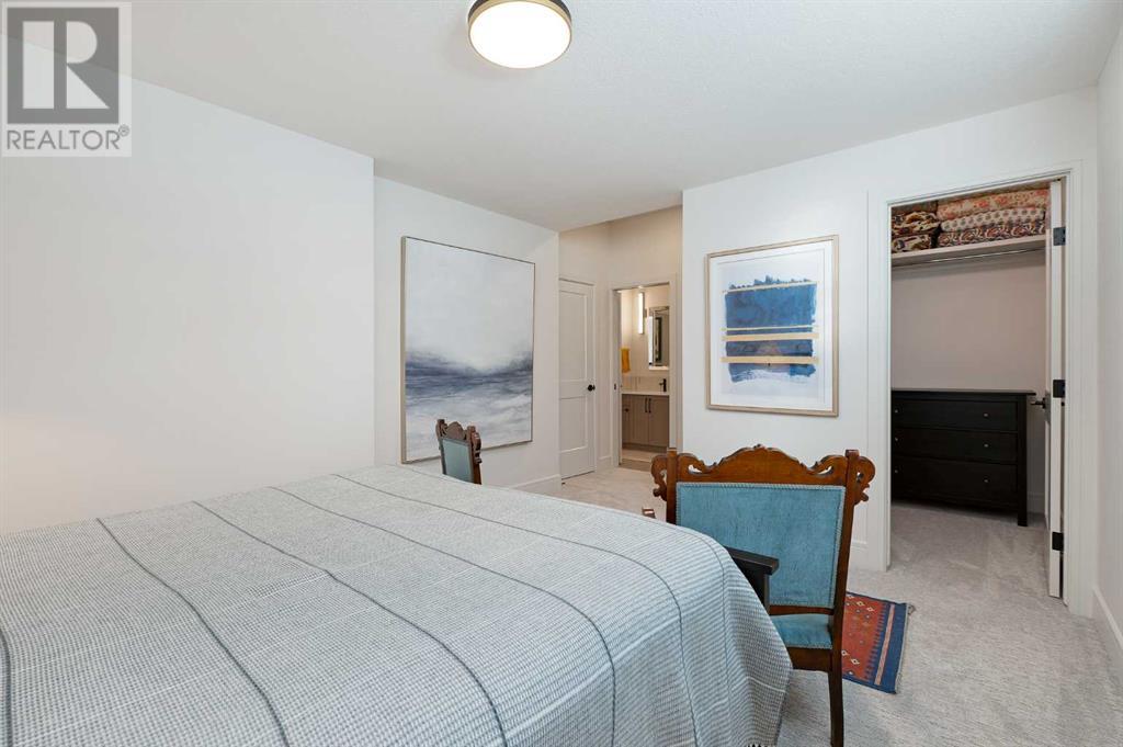 Single Family House for Sale in  Lissington Drive SW North Glenmore Park Calgary 