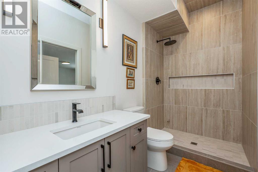 Single Family House for Sale in  Lissington Drive SW North Glenmore Park Calgary 