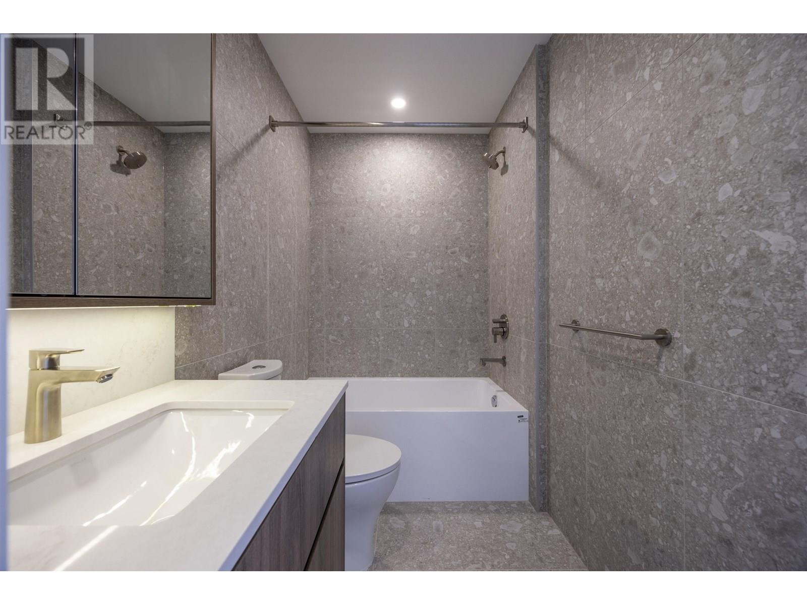 Photo 9 of 409 5212 Cambie Street, Vancouver BC