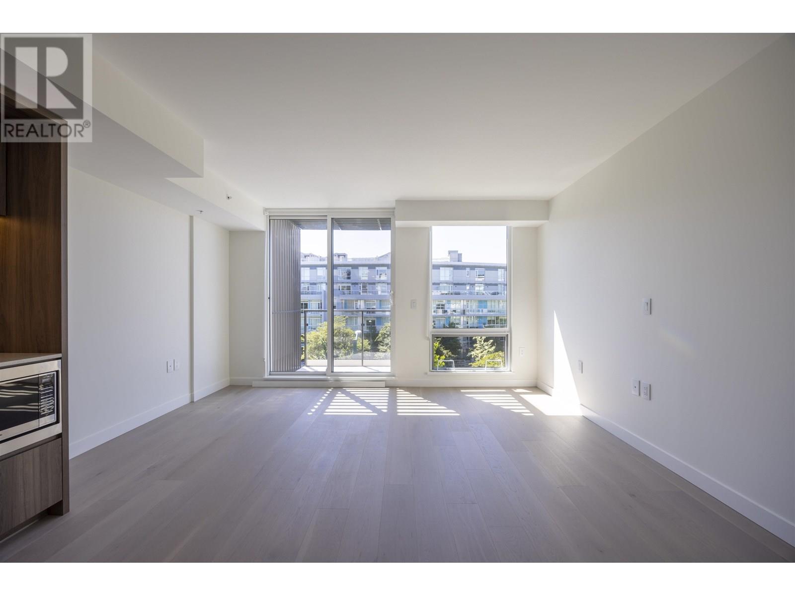 Photo 7 of 409 5212 Cambie Street, Vancouver BC