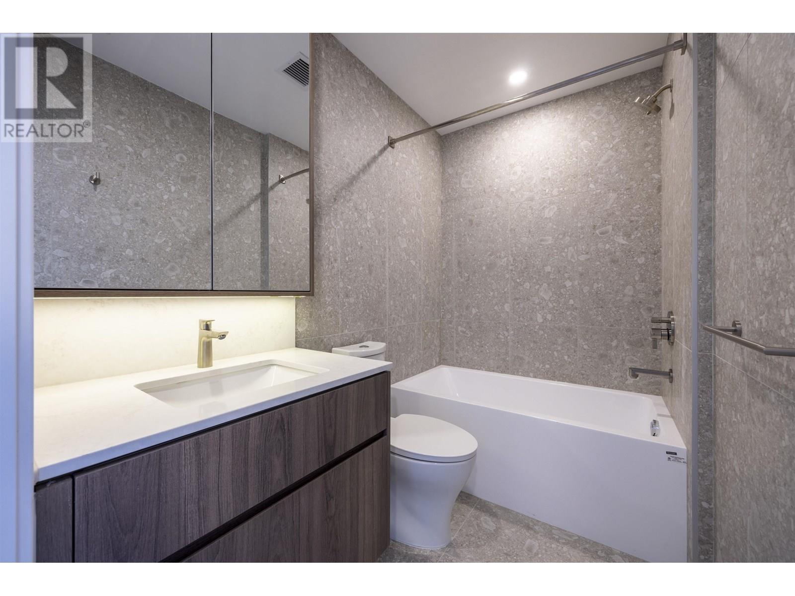 Photo 8 of 409 5212 Cambie Street, Vancouver BC